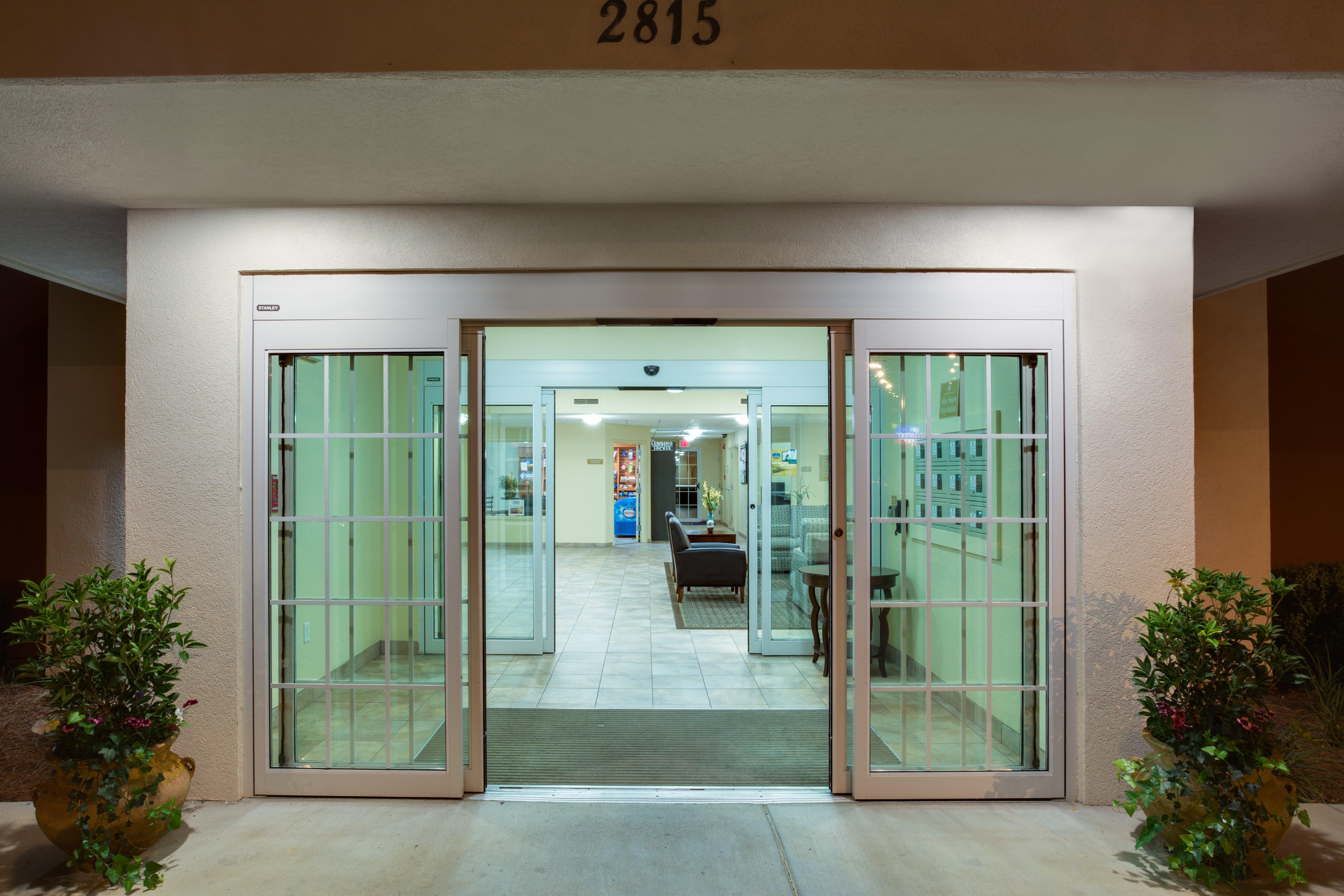 Candlewood Suites Tallahassee By Ihg Exterior photo