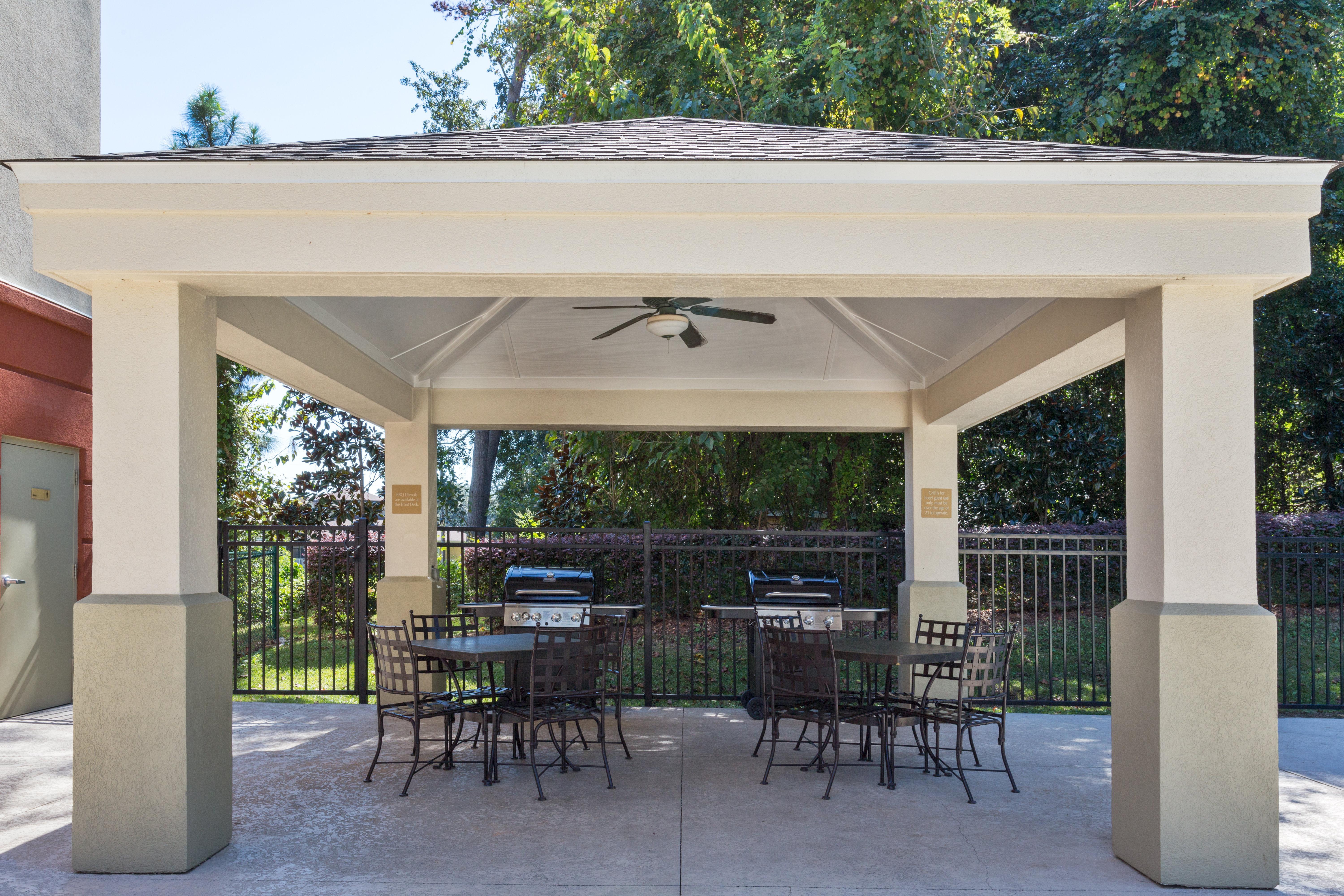Candlewood Suites Tallahassee By Ihg Exterior photo